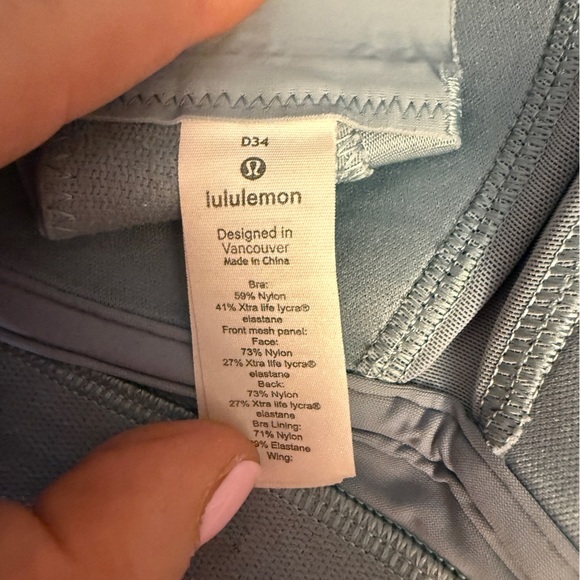 Lululemon Run Times Bra *High Support D34
Blue Cast - Picture 9 of 9